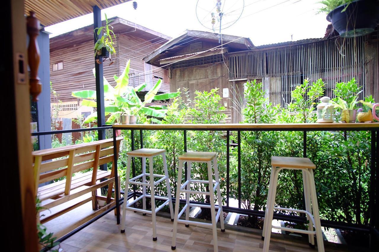 Nap Corner hostel Phitsanulok Exterior foto