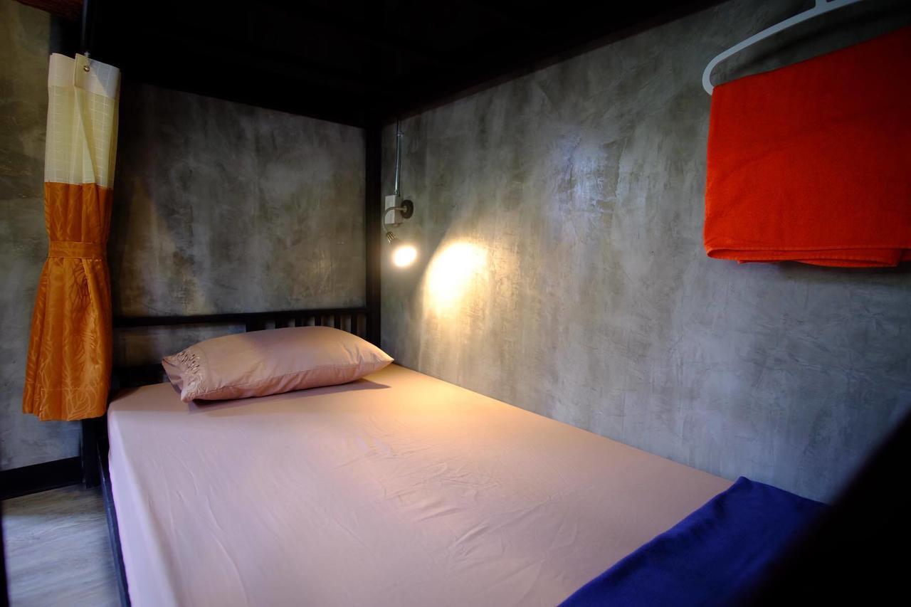 Nap Corner hostel Phitsanulok Exterior foto